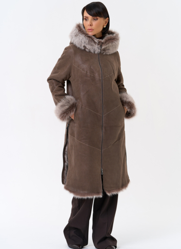 Женская натуральная дубленка с капюшоном