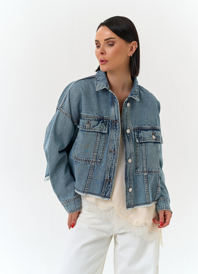 Женская джинсовая куртка модель № 33127 меха малина