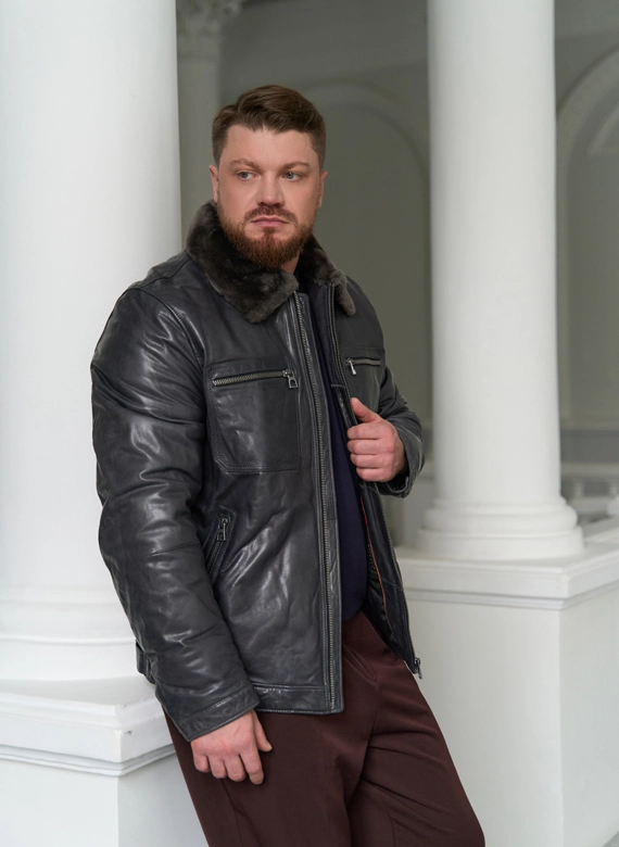 Куртка из натуральной кожи с отделкой из овчины