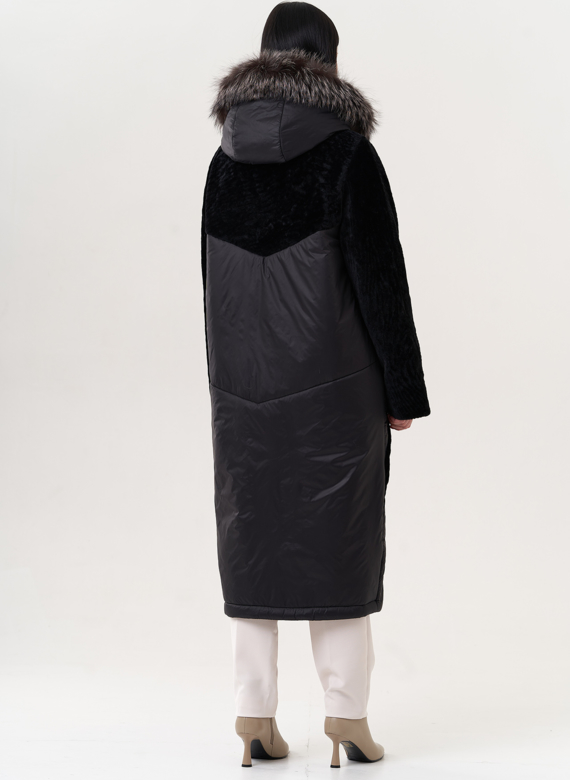 Комбинированный пуховик с овчиной