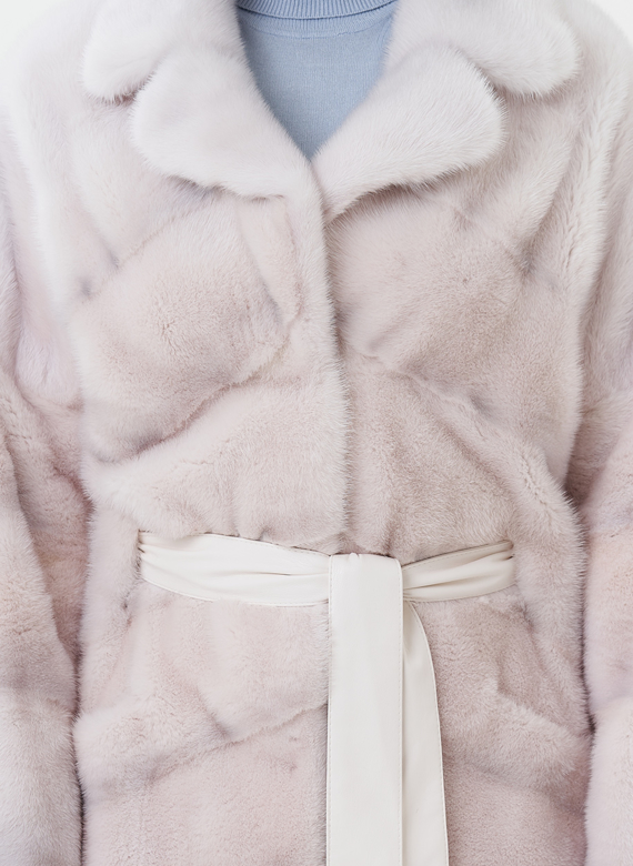 Шуба из норки с английским воротником 