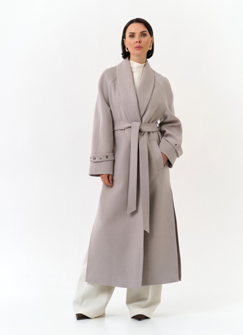 Женское длинное пальто с поясом