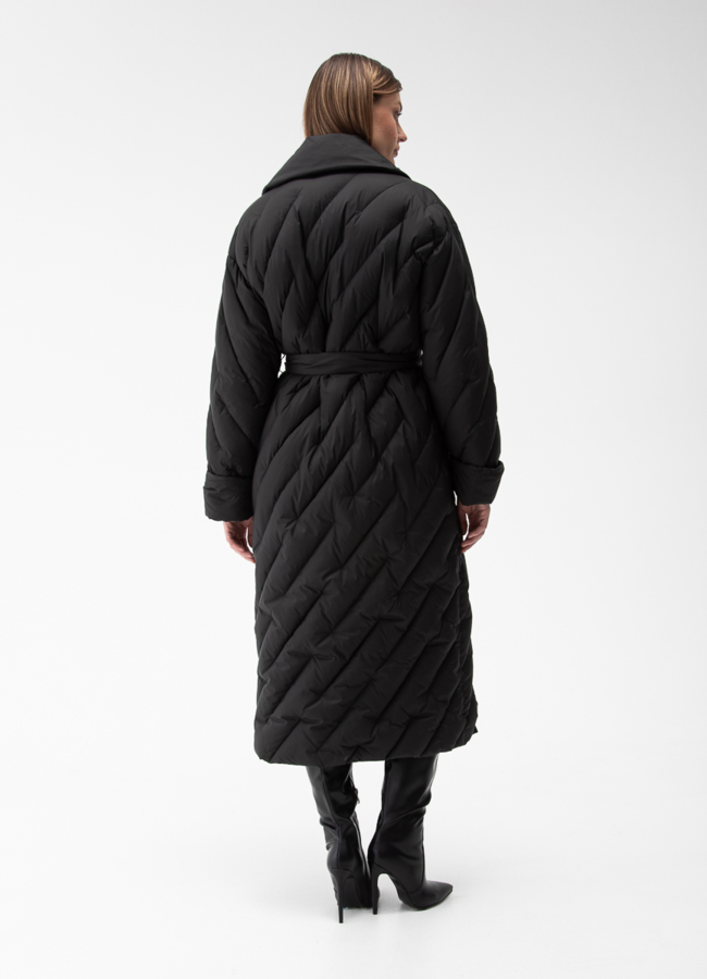 Женский пуховик с английским воротником модель № 28379 в кредит