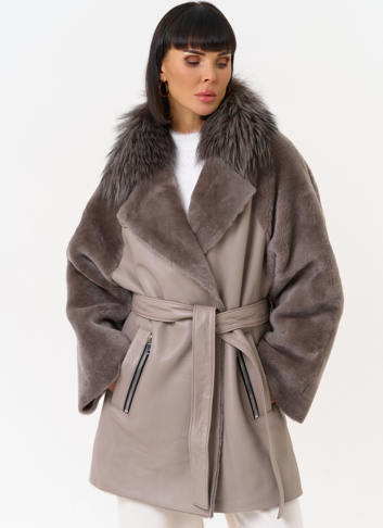 Женская натуральная дубленка с воротником из меха лисы