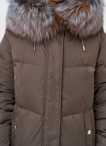 Пуховик с отделкой из меха блюфрост