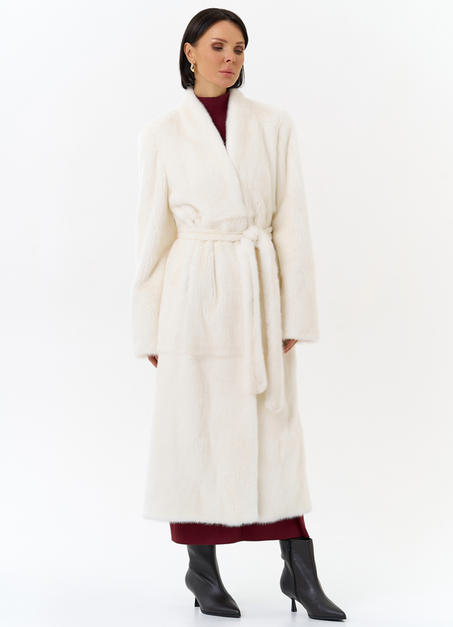 фото Белая шуба из меха норки с поясом модель № 31320