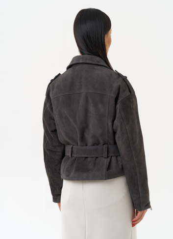 Женская куртка из натуральной замши с поясом