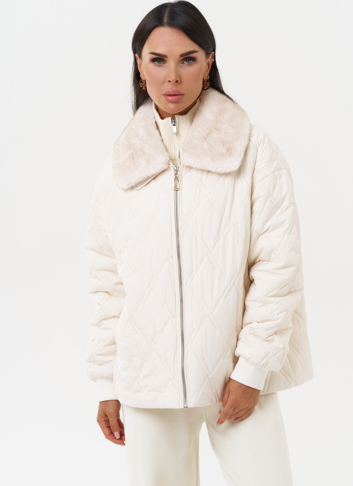 Женская куртка на молнии