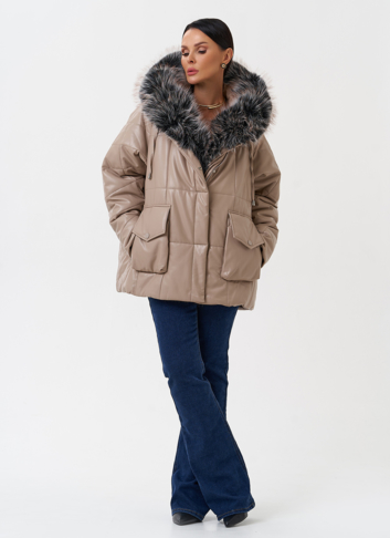 Пуховик из эко кожи с капюшоном из эко меха 