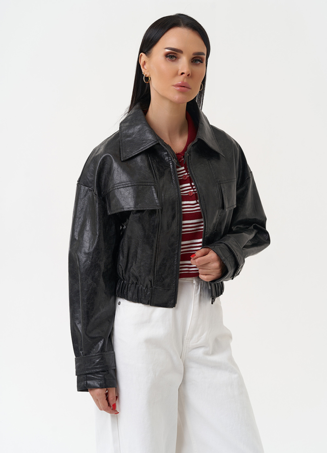Куртка бомбер из эко кожи черного цвета модель № 30458 меха малина