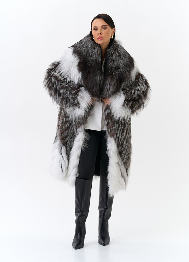 Шуба из меха чернобурой лисы модель № 32143 меха малина