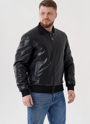 Куртка бомбер черного цвета Куртка бомбер черного цвета