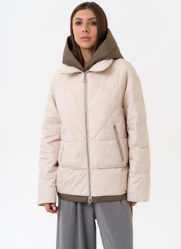 Женская куртка с контрастным капюшоном