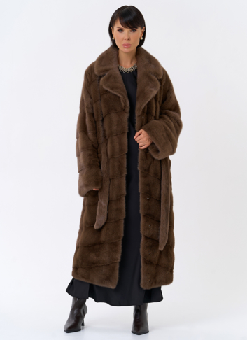 Длинная шуба с английским воротником
