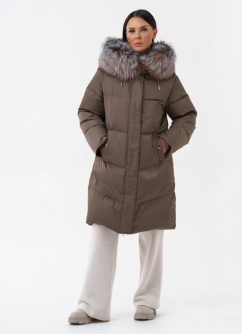 Пуховик с отделкой из меха блюфрост